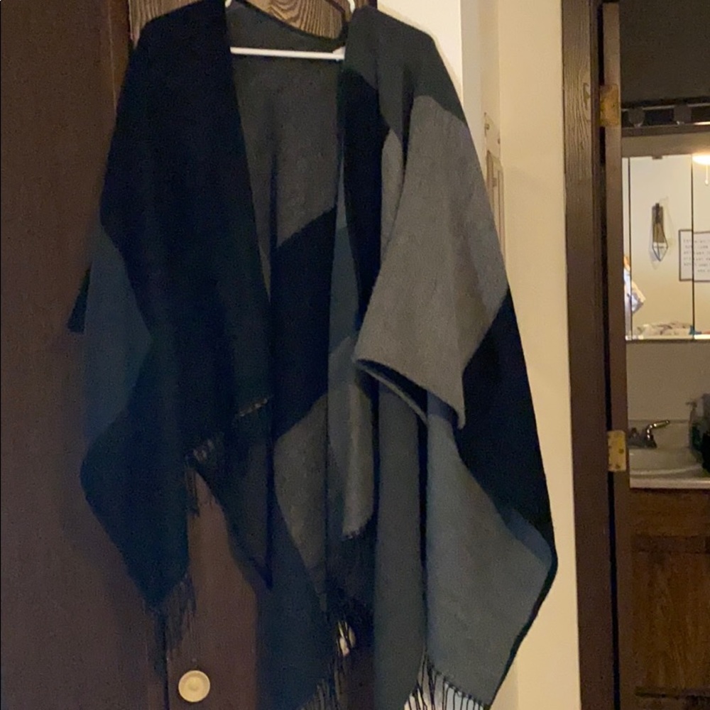 Reversible cardigan